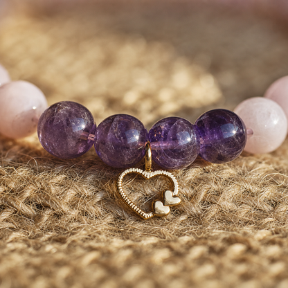 Love Magnet Bracelet — Detail close-up